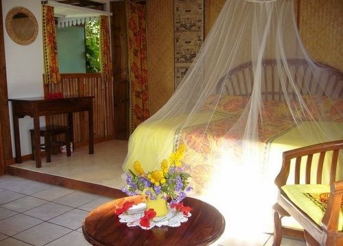 Bonjouir Lodge Paradise Teahupoo Buitenkant foto